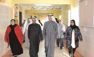 د.حامد العازمي ود.سعود الحربي وبدرية الخالدي خلال الجولة