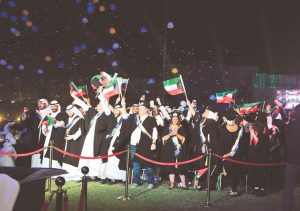 من الخريجين والخريجات