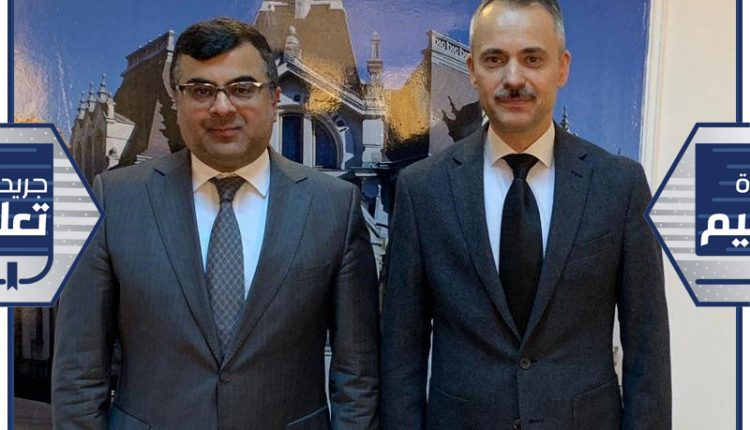 سفير الكويت لدى رومانيا طلال الهاجري مع رئيس المفتشية العامة لشرطة محافظة براهوفا اللواء ادوارد استنسكو