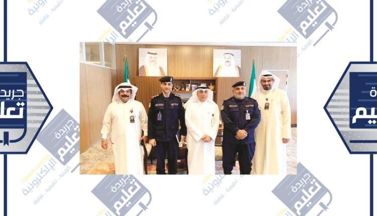 فيصل المقصيد خلال لقائه مع ممثلي الدفاع المدني ﻿