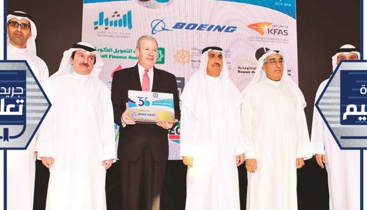 شفيق السيد عمر ود.حسين الأنصاري ود.سلام العبلاني وعدد من الحضور﻿