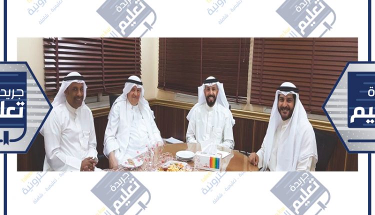 جانب من توقيع الاتفاقية ﻿