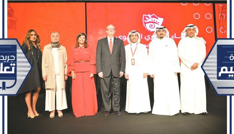 صورة جماعية للرعاة والمنظمين وكبار الضيوف﻿