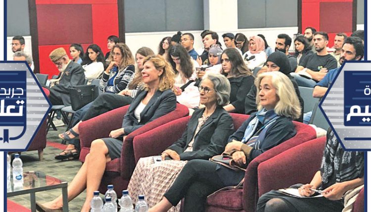 السفيرة الفرنسية متوسطة الحضور