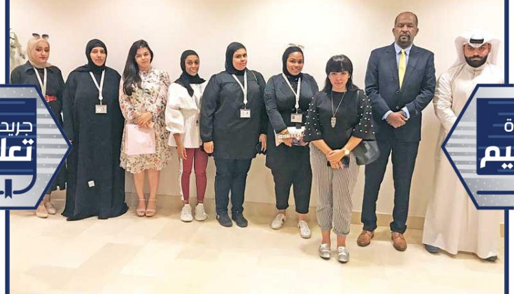 جانب من موظفي مجلس الأمة