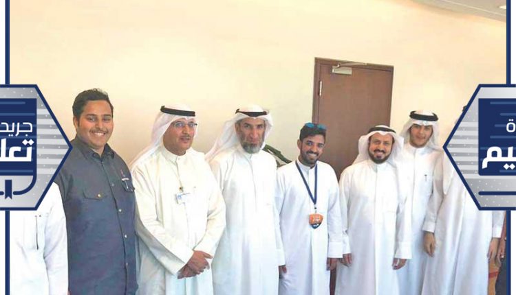 المزروعي متوسطا وفد قائمة المستقبل الطلابي