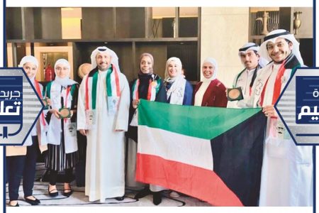 العازمي يشيد بإنجازات طلبة الكويت في الخارج