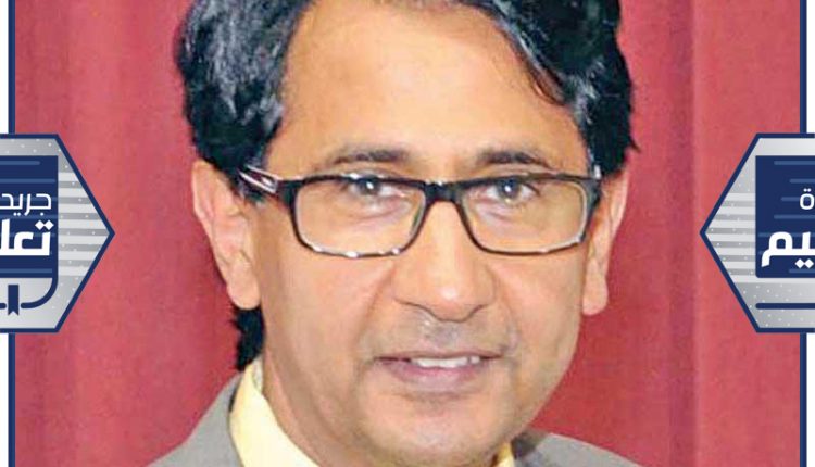 عميد كلية الدراسات التجارية في الهيئة العامة للتعليم التطبيقي والتدريب د. احمد الحنيان