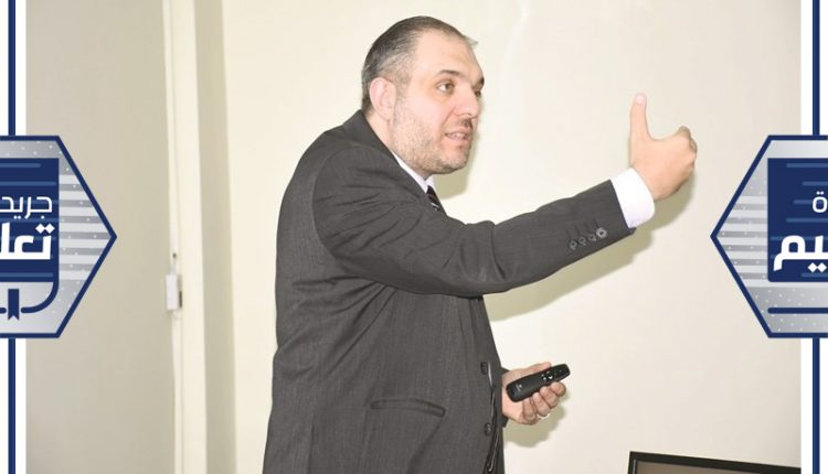 د. مغربي يتحدث في الدورة