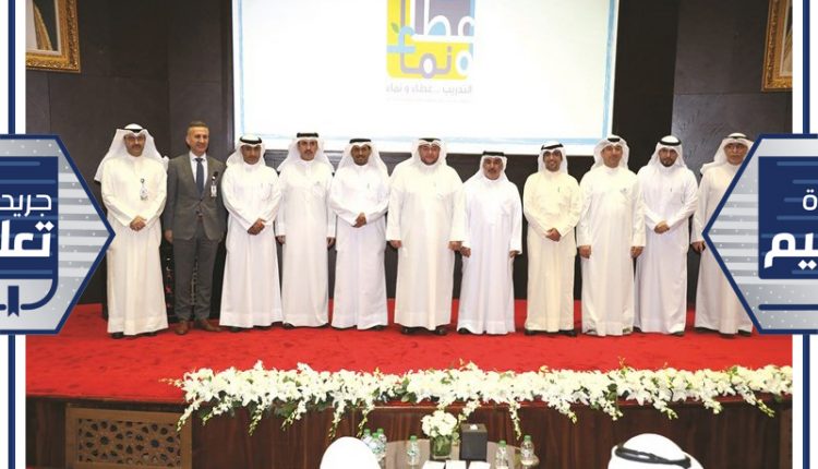 م.طارق العميري ود.أحمد العازمي ود.فواد بوشهري ود.علي العيدي