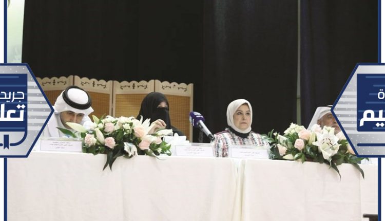 إيمان السويحل والموجهون الأوائل خلال اللقاء﻿