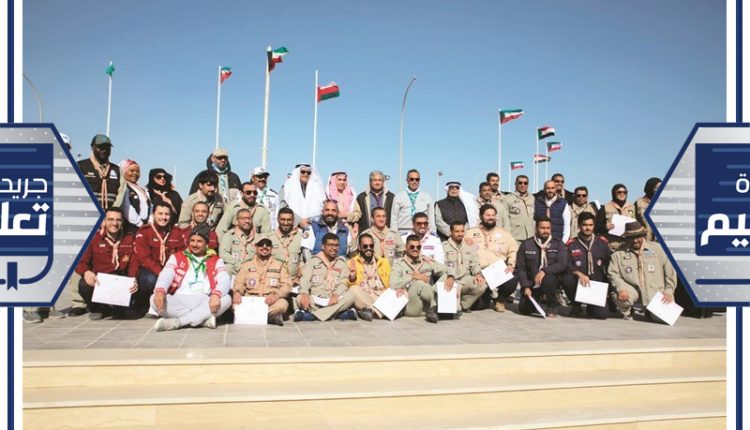 م. ياسين الياسين ود. عبدالله الطريجي وفيصل المقصيد مع الوفود المشاركة