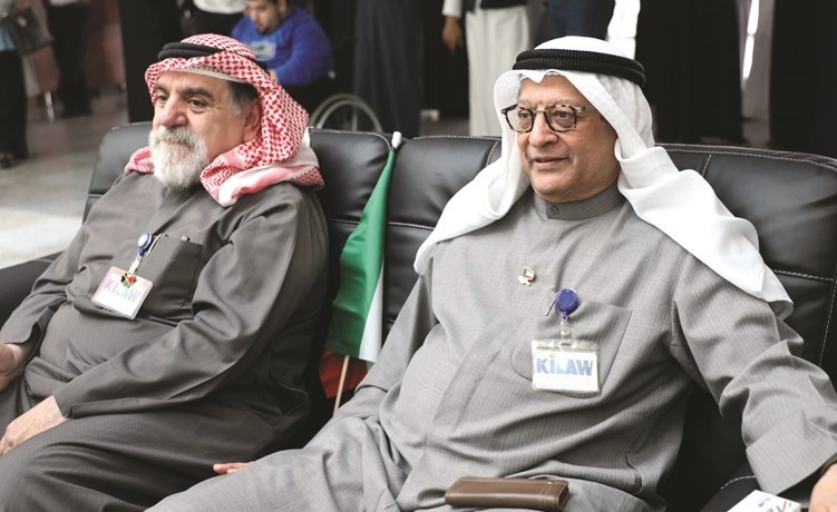 د.بدر الخليفة ود.صباح القدومي
