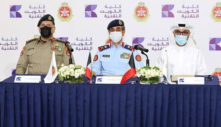 اللواء الركن فهد الطريجي والعميد الركن فيصل دشتي ومشاري أيمن بودي