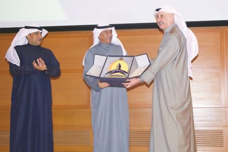 انطلاق فعاليات “أسبوع واحة التدريب السابع” بمعهد الاتصالات والملاحة تحت رعاية مدير عام التعليم التطبيقي