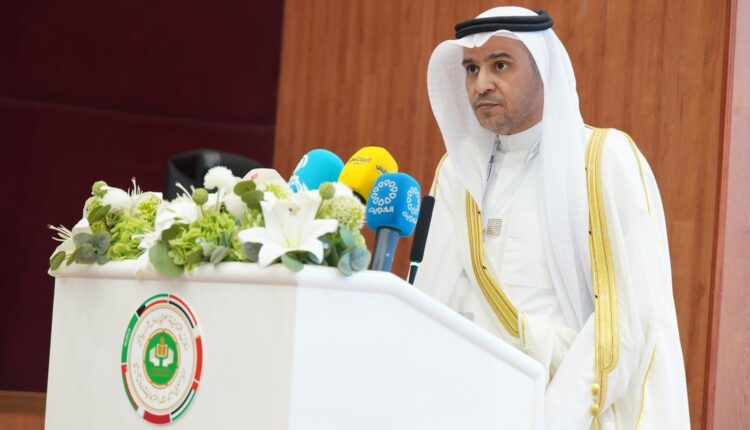 مدير المركز العربي للبحوث التربوية لدول الخليج الدكتور محمد الشريكة